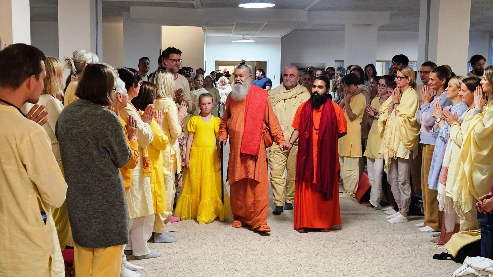 2025 05 VIshwaguruji