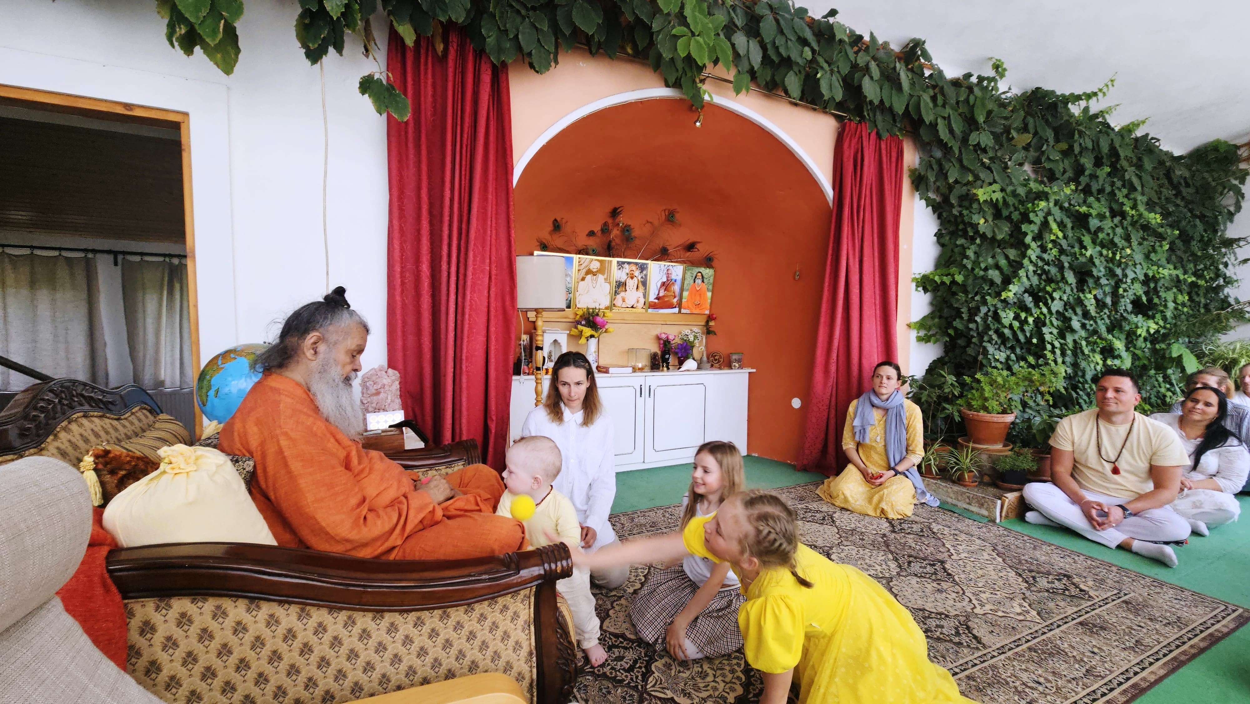 2025 05 VIshwaguruji9